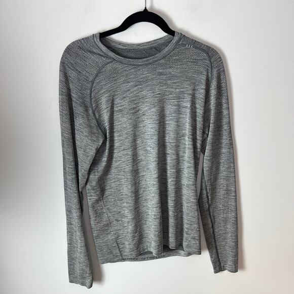 Lululemon Long Sleeve - Men's Small - Picture 1 of 4